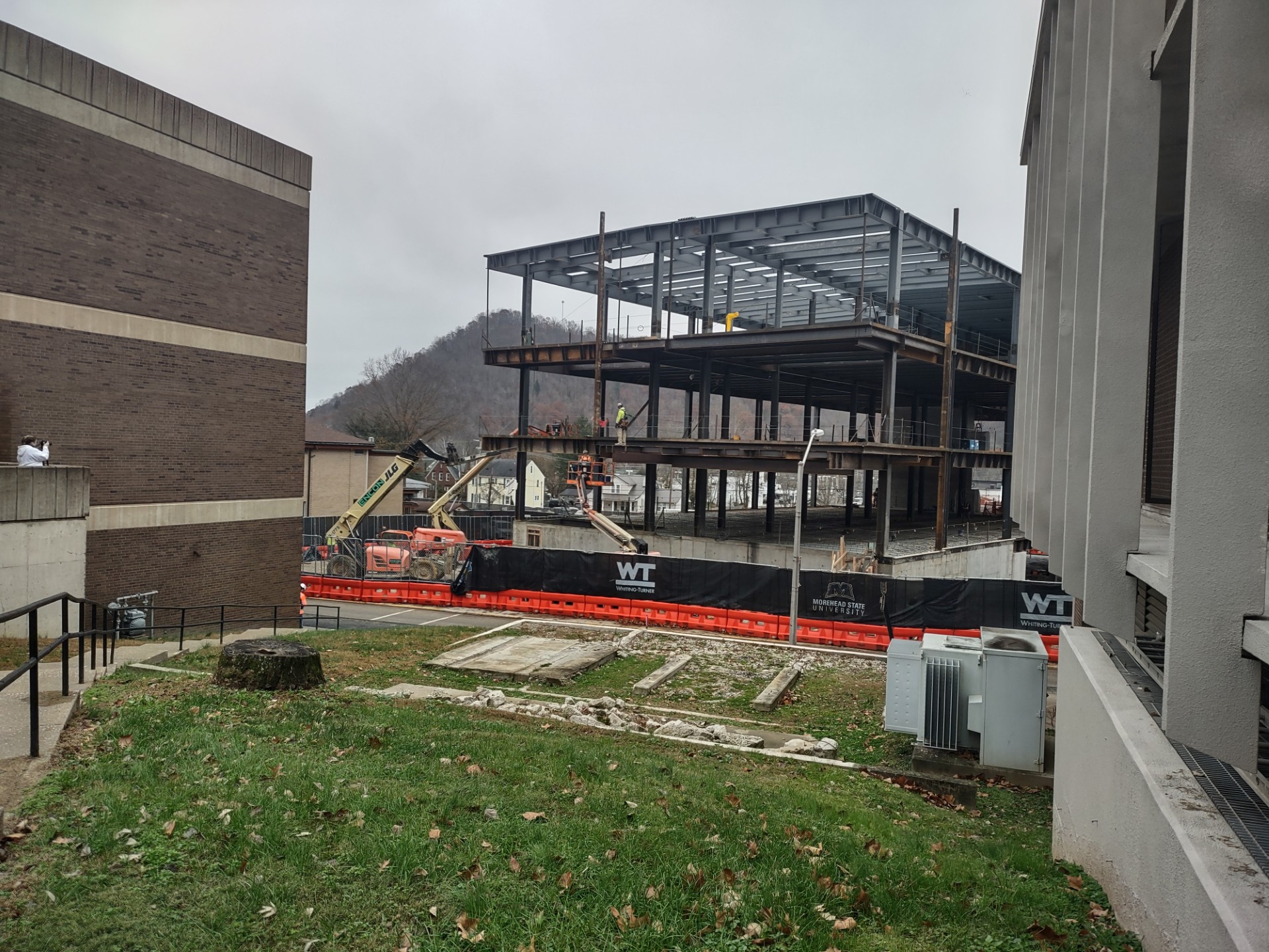 SEB from HM.jpg The new science and engineering building as viewed from the corner of the Howell-McDowell Building while workers prepared to install the finial structural beam.
